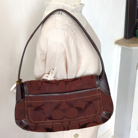 NWT Hobo COACH Chocolate ERGO Shoulder bag. - Picture 4 of 9